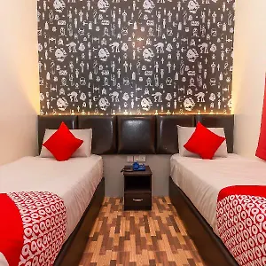 https://oyo-743-gold-city.hotelsinmalacca.net